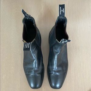 R.M. Williams women’s black leather boots size 10